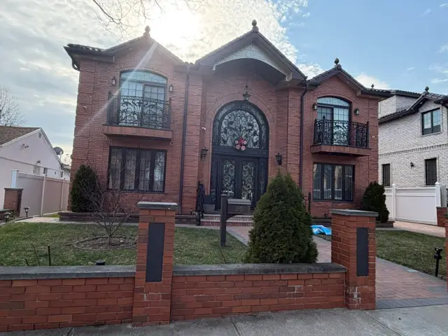 Latif Residence